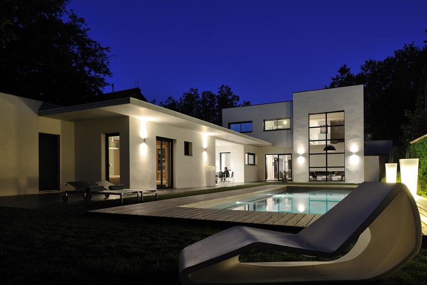 Villa contemporaine et piscine